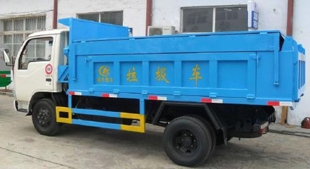 東風(fēng)銳鈴自卸式垃圾車 高效、可靠的城鄉(xiāng)環(huán)衛(wèi)利器
