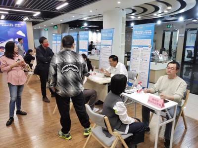 家門口的新業(yè)態(tài)，一站式綜合就業(yè)創(chuàng)業(yè)與健康服務全方位升級